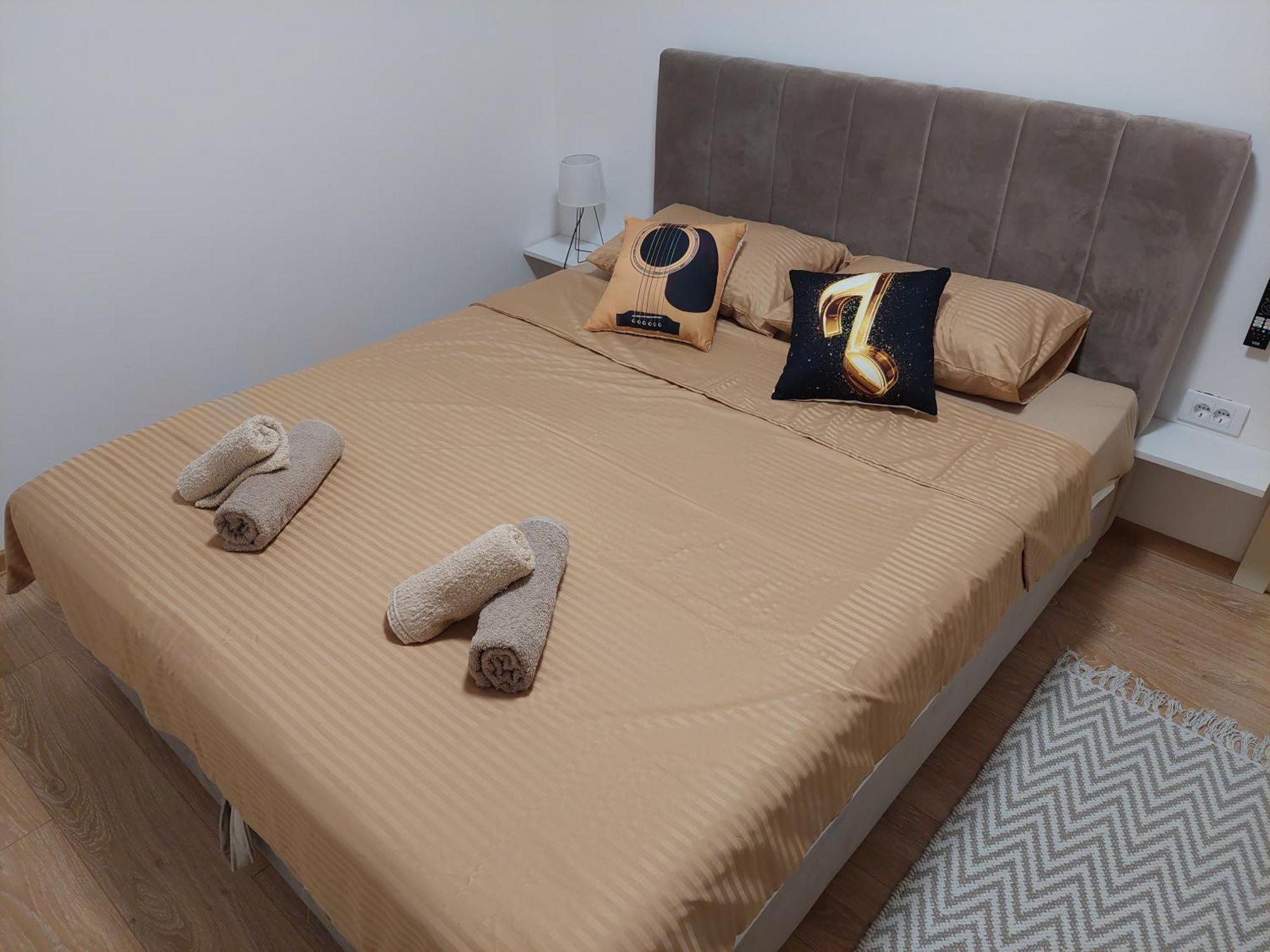Apartman Muzika Jagodina Exteriör bild