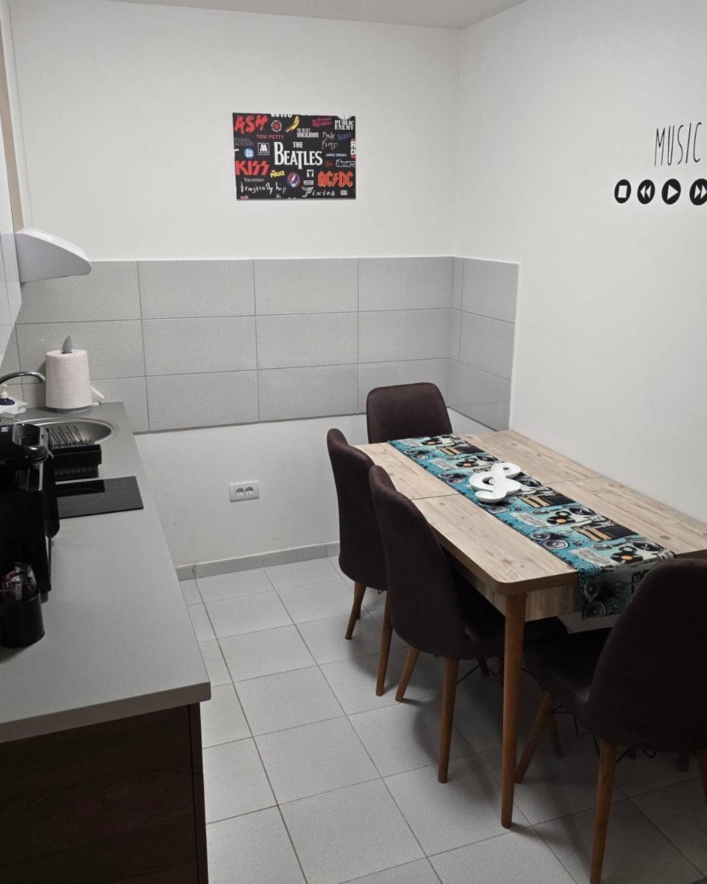 Apartman Muzika Jagodina Exteriör bild